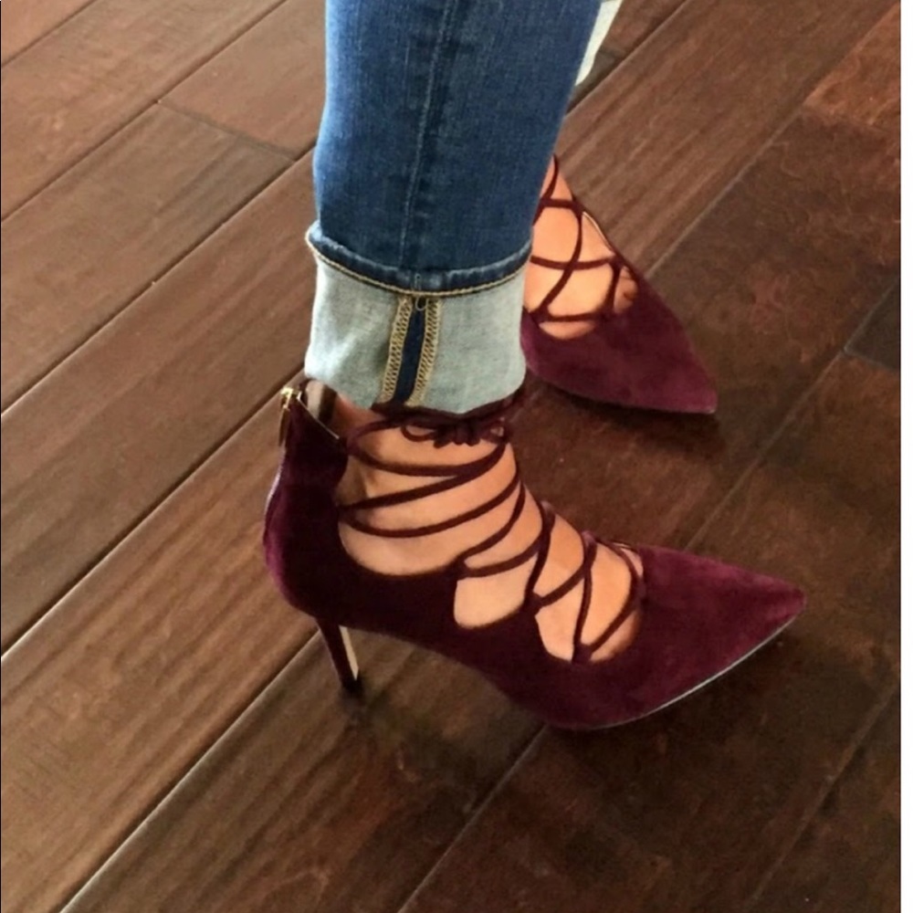 Vince Camuto Burgundy Lace Up Heels